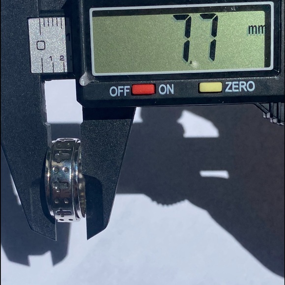 925 Sterling silver solid/heavy cross fidget ring✝️ - Picture 12 of 13